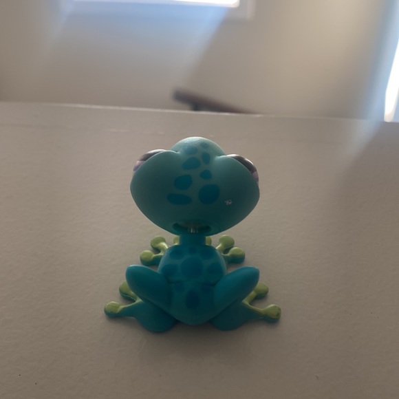 Littlest Pet Shop (lps) - Picture 3 of 5